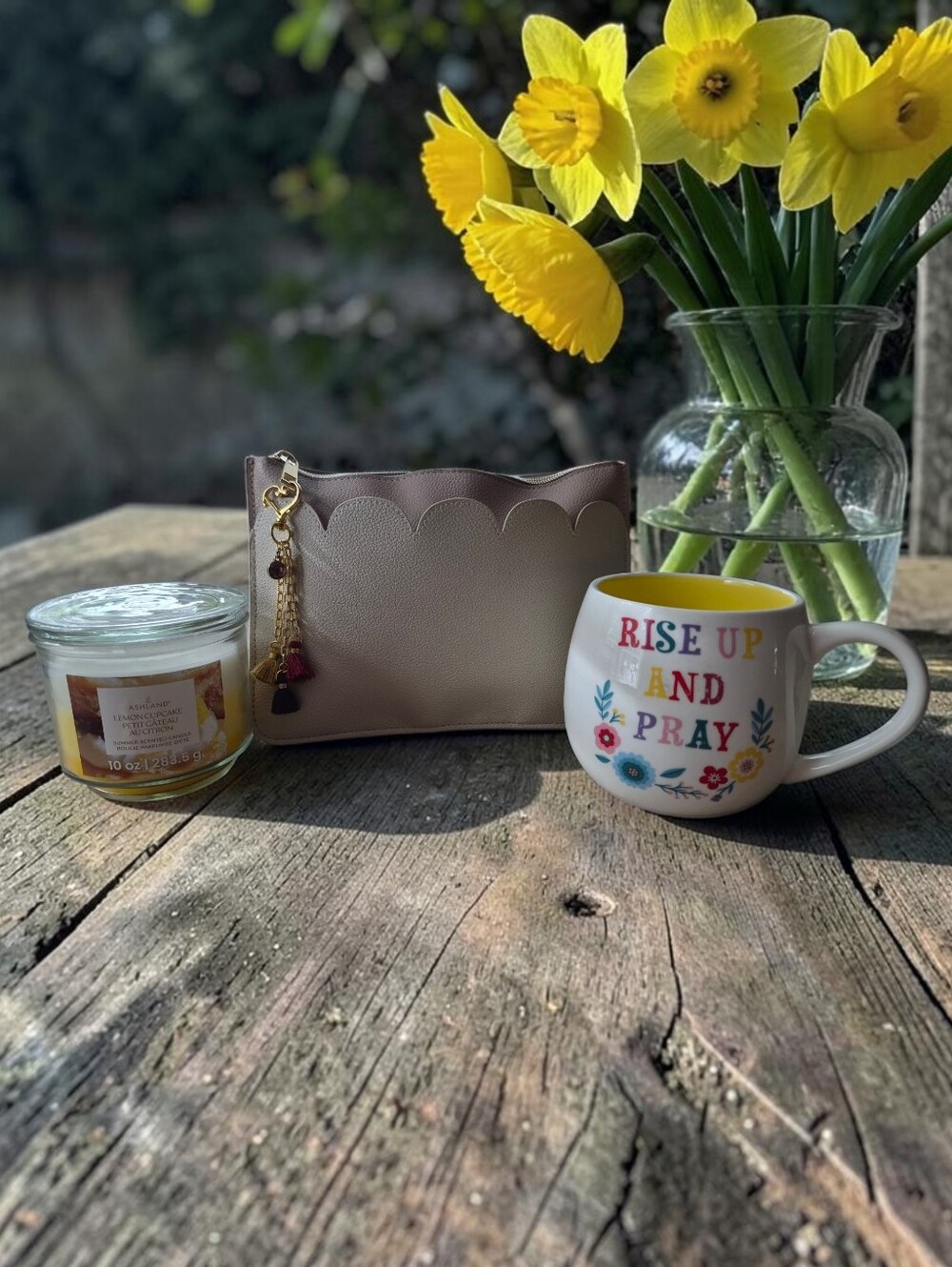 Scalloped Beige Clutch With 'Rise Up And Pray' Mug & Lemon Cupcake Candle